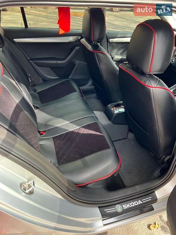 Універсал Skoda Octavia 2014 в Полтаві