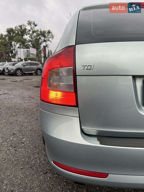 Универсал Skoda Octavia 2010 в Белогородке