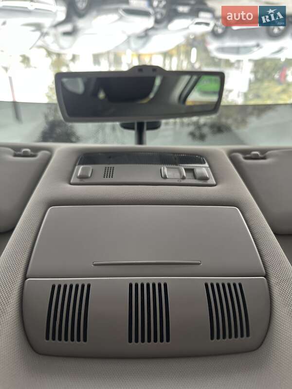 Универсал Skoda Octavia 2010 в Белогородке