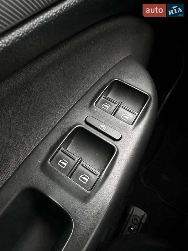 Универсал Skoda Octavia 2010 в Белогородке