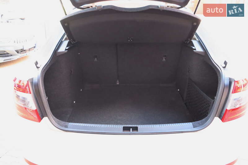 Ліфтбек Skoda Octavia 2019 в Львові