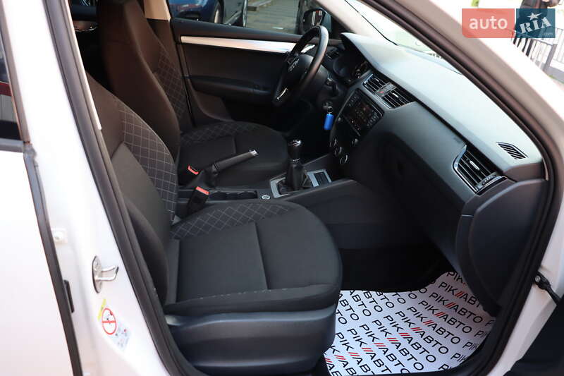 Ліфтбек Skoda Octavia 2019 в Львові