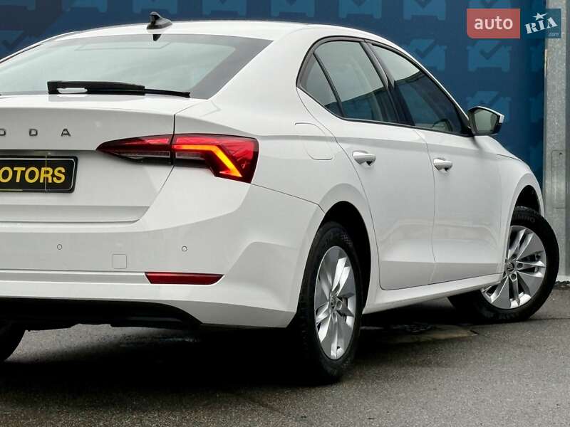 Лифтбек Skoda Octavia 2021 в Киеве
