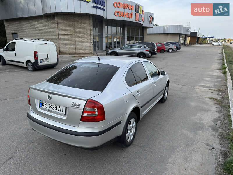 Ліфтбек Skoda Octavia 2005 в Кам'янському
