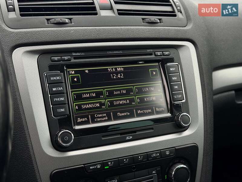 Универсал Skoda Octavia 2011 в Киеве фото 22 Универсал Skoda Octavia 2011 в Киеве