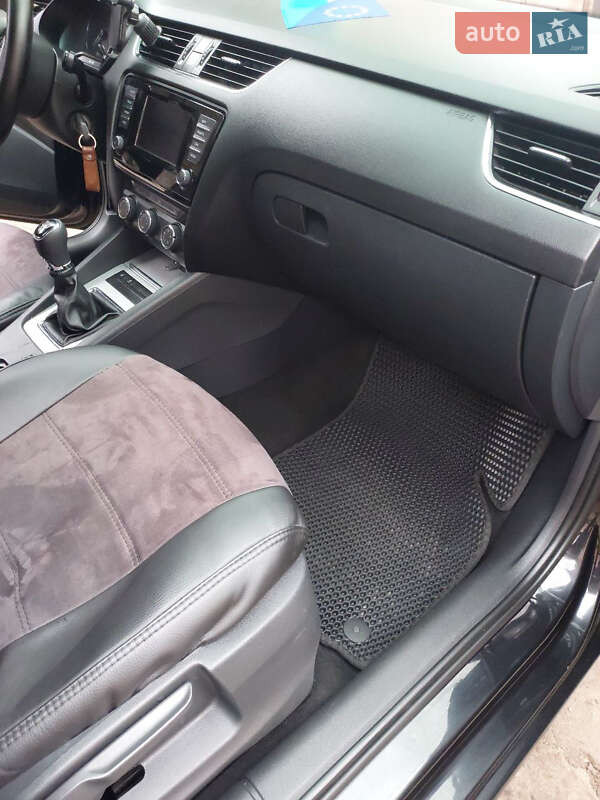 Універсал Skoda Octavia 2013 в Умані фото 6 Універсал Skoda Octavia 2013 в Умані