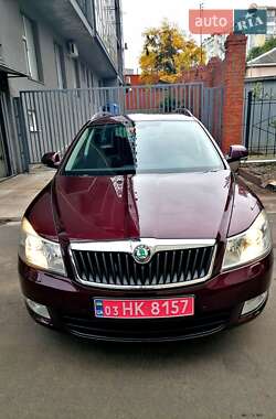 Універсал Skoda Octavia 2009 в Одесі