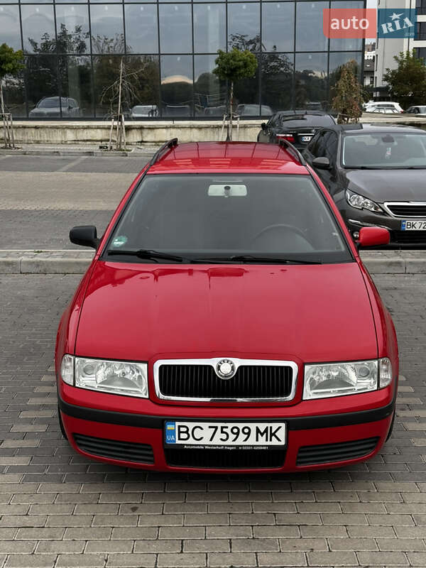 Ліфтбек Skoda Octavia 2003 в Рівному