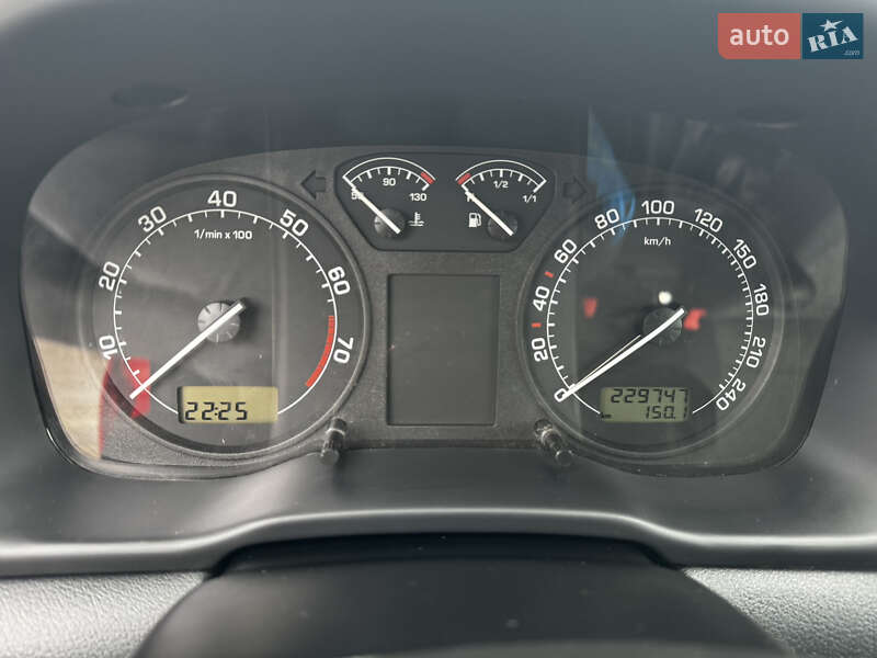 Ліфтбек Skoda Octavia 2003 в Рівному