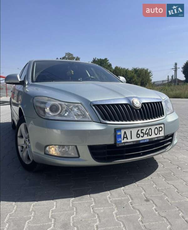 Лифтбек Skoda Octavia 2011 в 