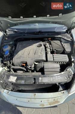Лифтбек Skoda Octavia 2011 в 