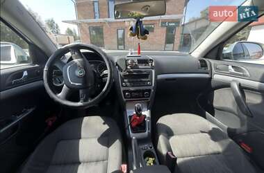 Лифтбек Skoda Octavia 2011 в 