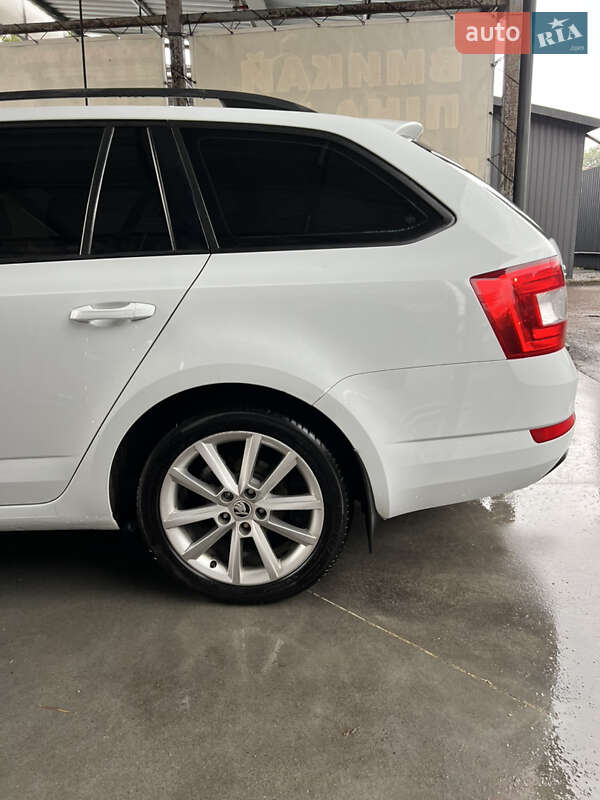 Универсал Skoda Octavia 2014 в Киеве