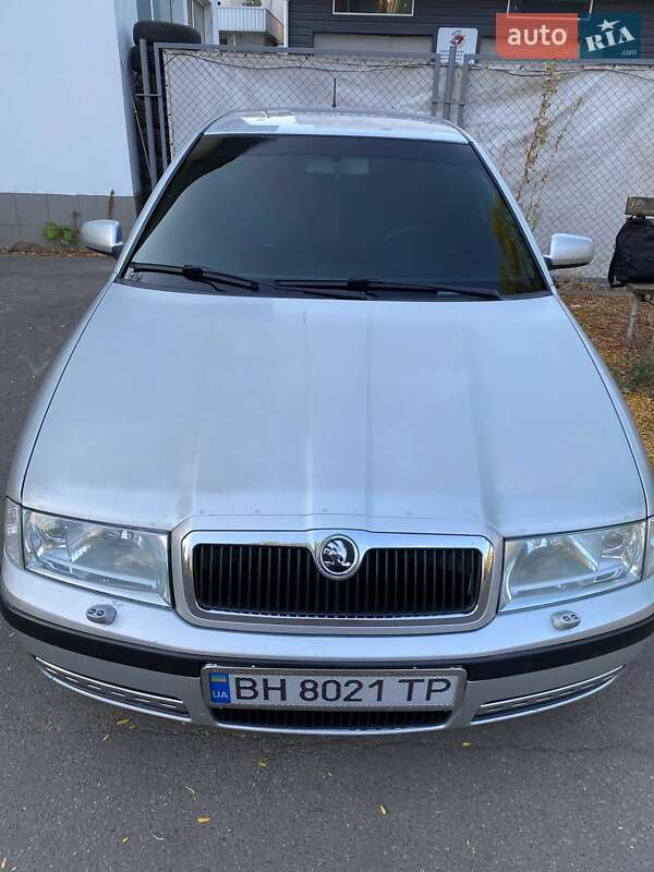 Лифтбек Skoda Octavia 2001 в Одессе