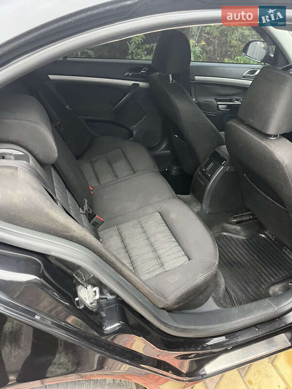 Лифтбек Skoda Octavia 2012 в Тальном