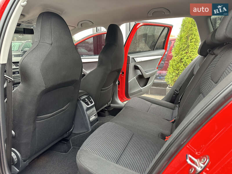 Універсал Skoda Octavia 2013 в Харкові