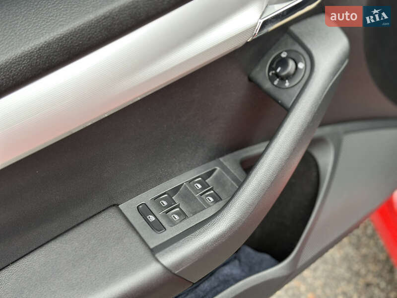 Універсал Skoda Octavia 2013 в Харкові