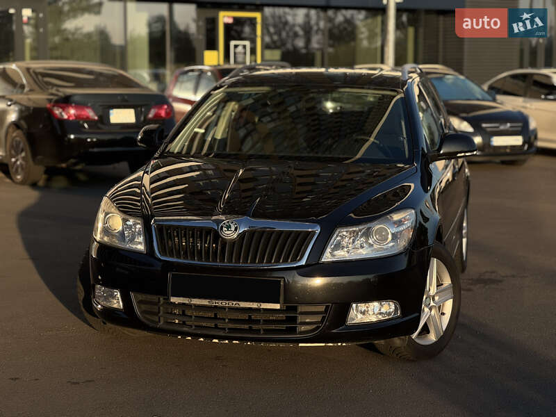 Універсал Skoda Octavia 2009 в Києві