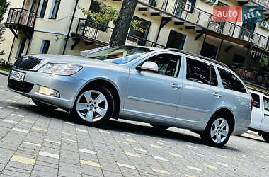 Универсал Skoda Octavia 2011 в 