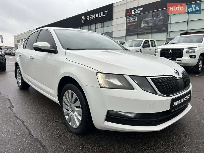 Лифтбек Skoda Octavia 2018 в Киеве
