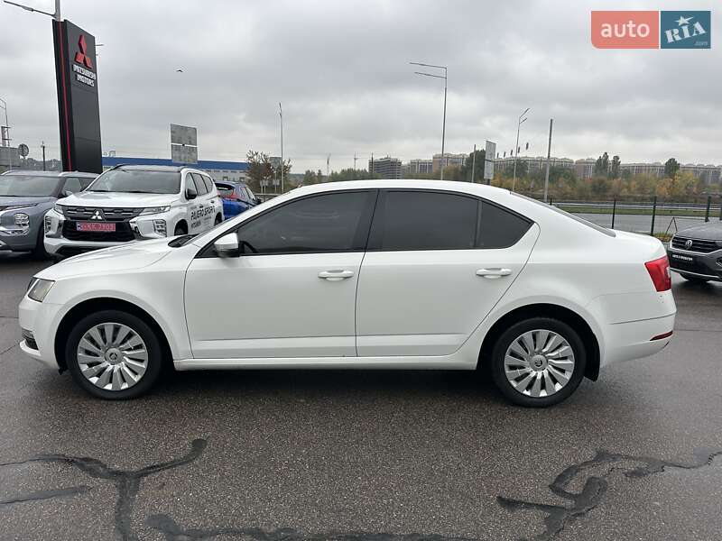 Лифтбек Skoda Octavia 2018 в Киеве