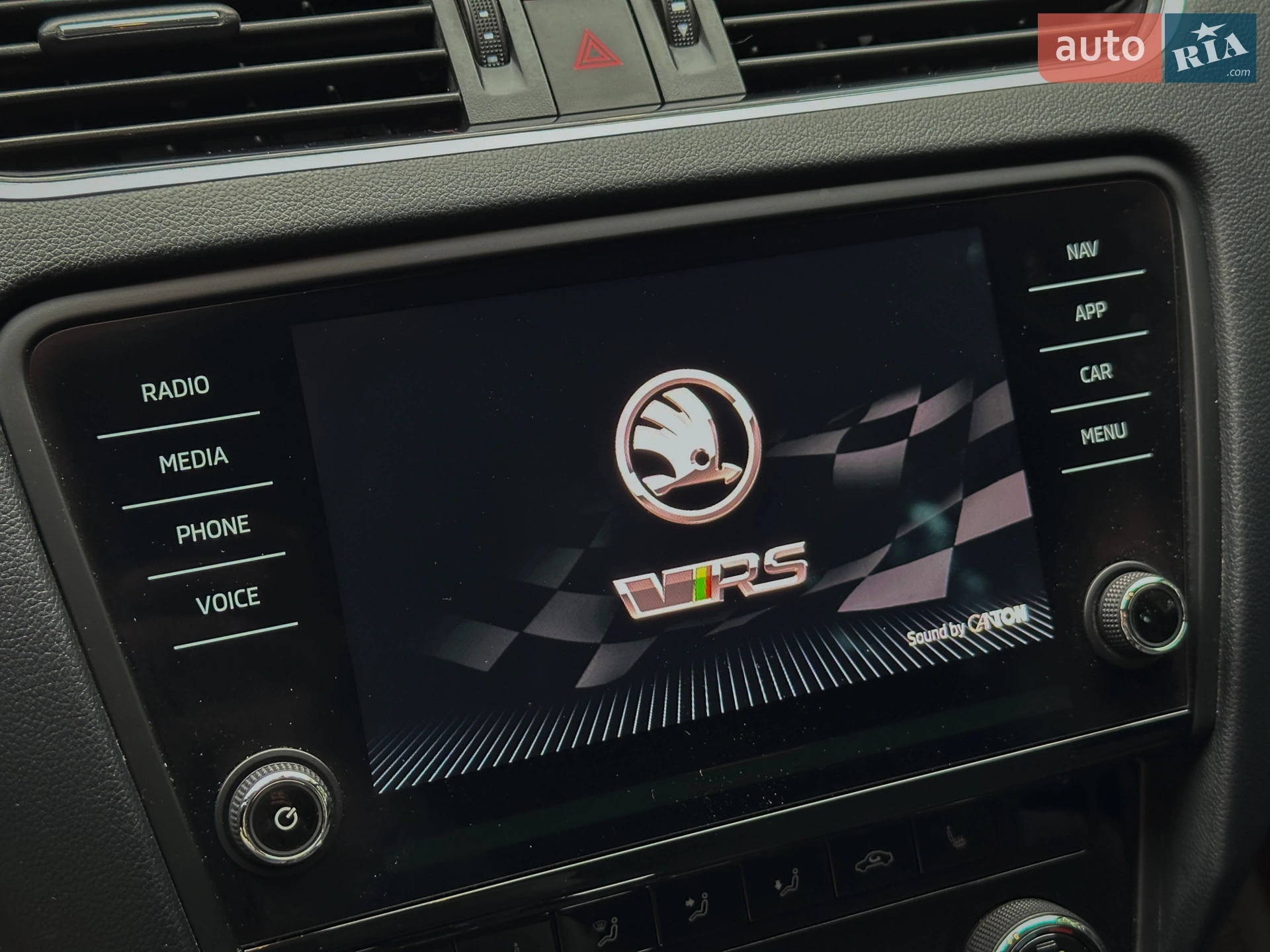 2019 Skoda Octavia - мініатюра 74