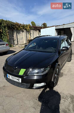 Універсал Skoda Octavia 2010 в Дніпрі