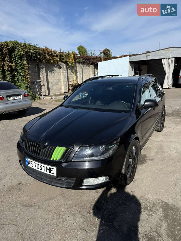 Универсал Skoda Octavia 2010 в Днепре фото 2 Универсал Skoda Octavia 2010 в Днепре