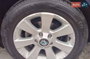 Универсал Skoda Octavia 2009 в 