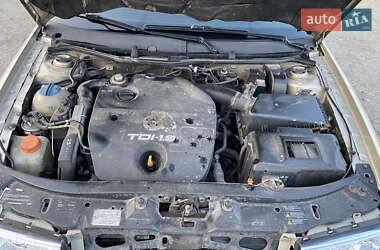 Лифтбек Skoda Octavia 2004 в 
