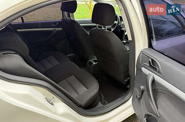 Лифтбек Skoda Octavia 2008 в 