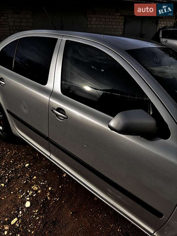 Лифтбек Skoda Octavia 2006 в Бориславе