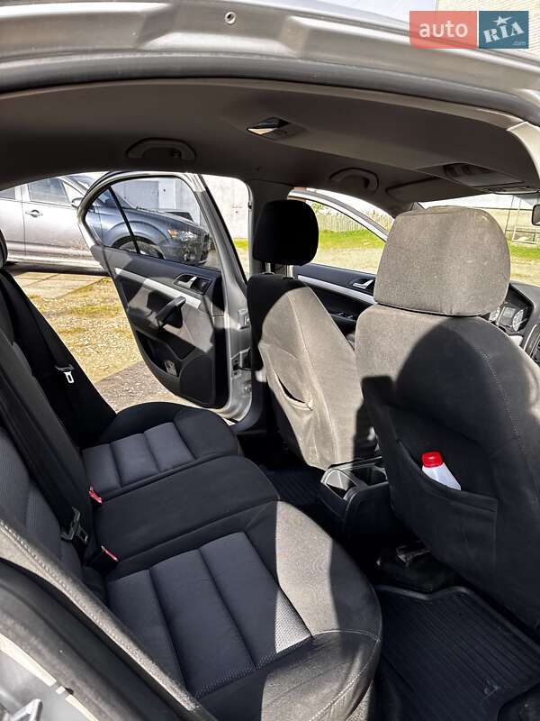 Лифтбек Skoda Octavia 2006 в Бориславе