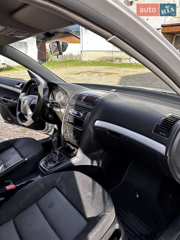 Лифтбек Skoda Octavia 2006 в Бориславе