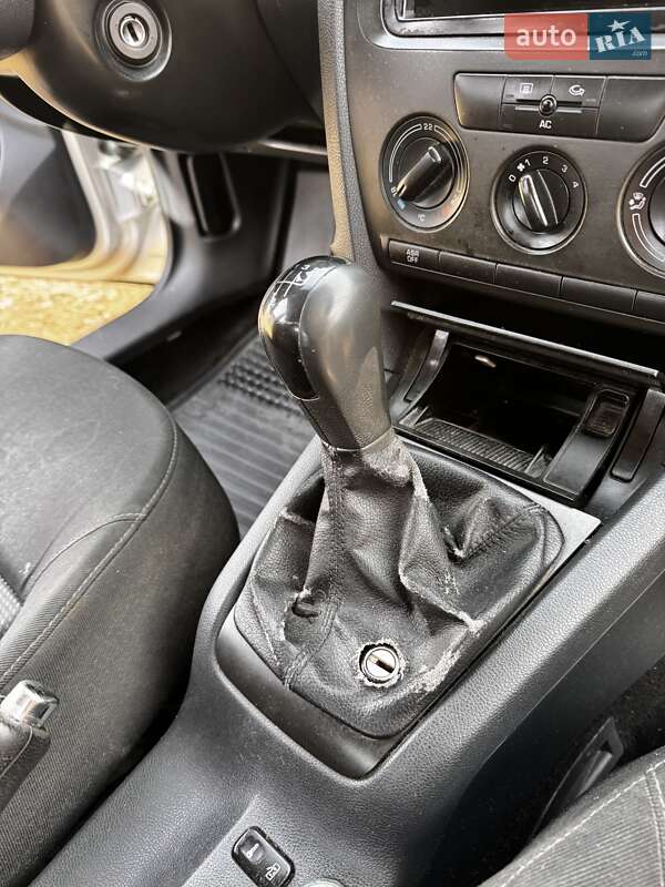 Лифтбек Skoda Octavia 2006 в Бориславе