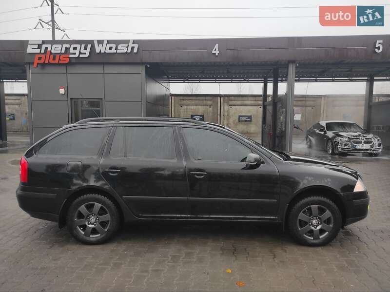 Универсал Skoda Octavia 2008 в Славянске