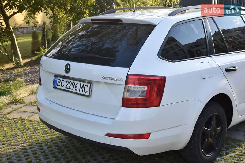 Универсал Skoda Octavia 2013 в Самборе