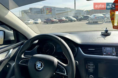 Універсал Skoda Octavia 2015 в Дніпрі
