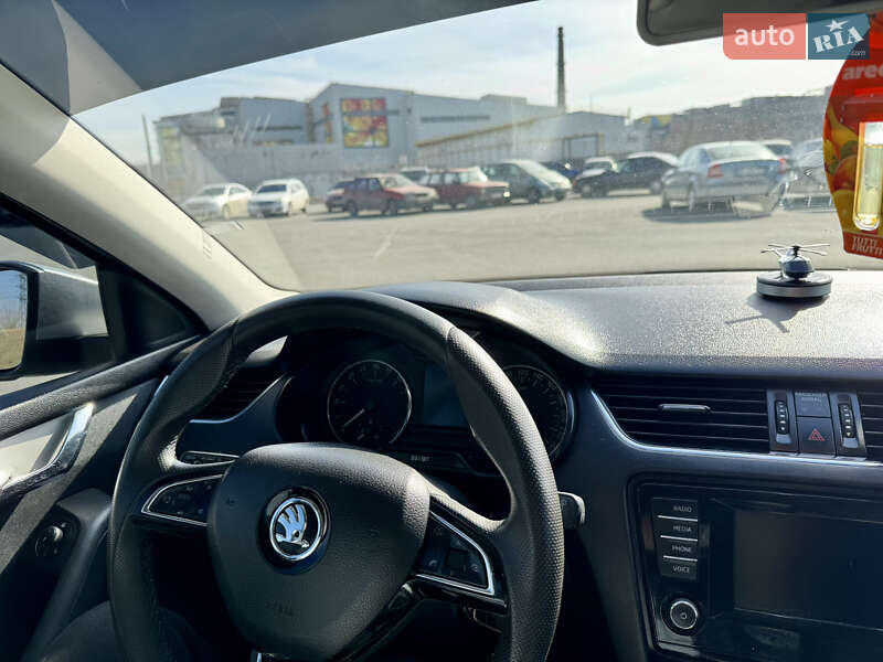 Універсал Skoda Octavia 2015 в Дніпрі фото 14 Універсал Skoda Octavia 2015 в Дніпрі