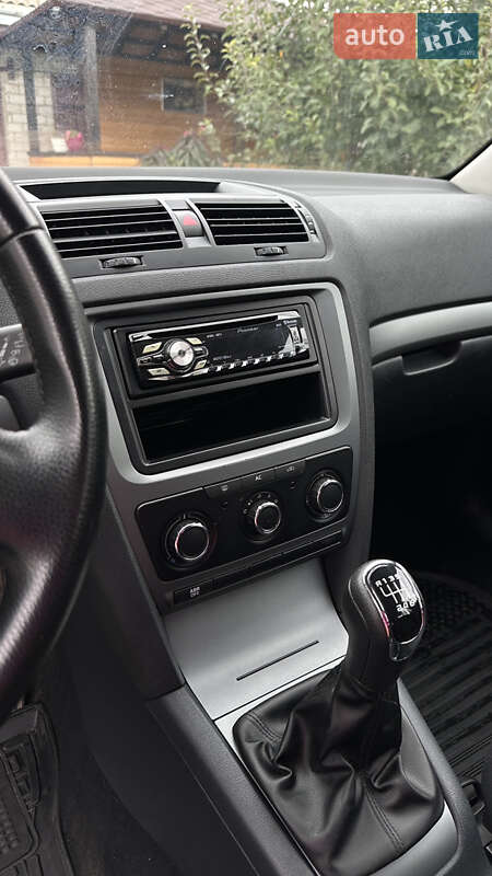 Универсал Skoda Octavia 2012 в Черкассах фото 6 Универсал Skoda Octavia 2012 в Черкассах