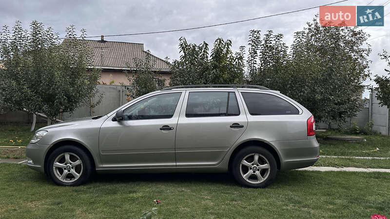 Универсал Skoda Octavia 2012 в Черкассах фото 8 Универсал Skoda Octavia 2012 в Черкассах