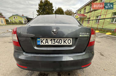 Лифтбек Skoda Octavia 2012 в 