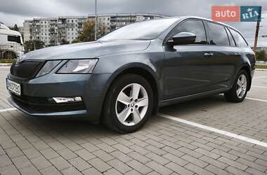 Універсал Skoda Octavia 2019 в Сумах