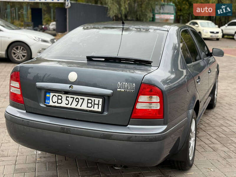Лифтбек Skoda Octavia 2006 в Киеве