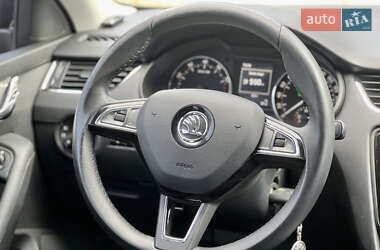 Лифтбек Skoda Octavia 2013 в 