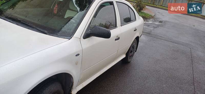 Ліфтбек Skoda Octavia 2001 в Ужгороді