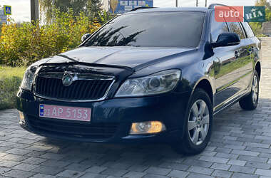 Универсал Skoda Octavia 2011 в Староконстантинове