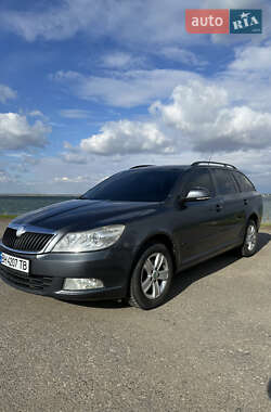 Універсал Skoda Octavia 2010 в Одесі