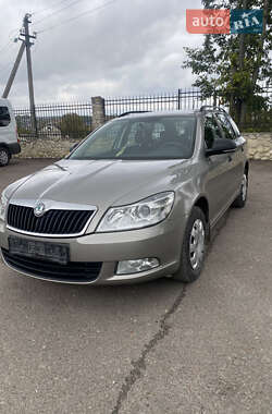 Універсал Skoda Octavia 2013 в Збаражі