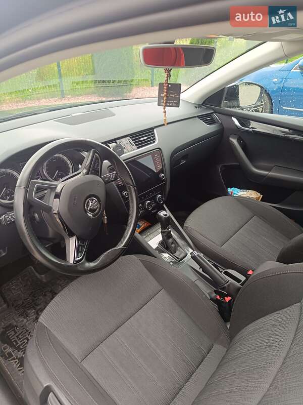 Универсал Skoda Octavia 2018 в Стрые